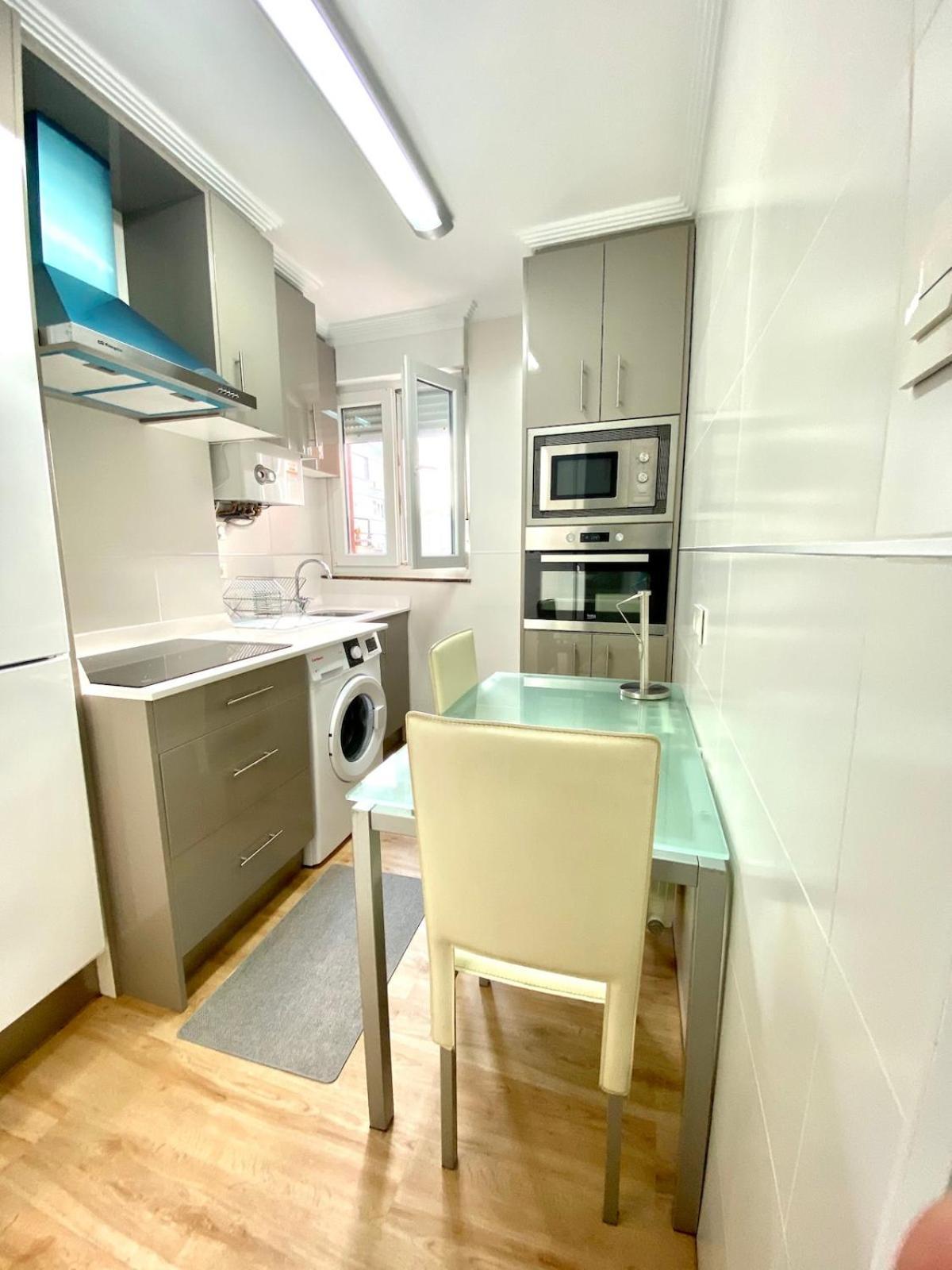 Apartamento El Pisito Reformado Y Con Ascensor Santander Exterior foto